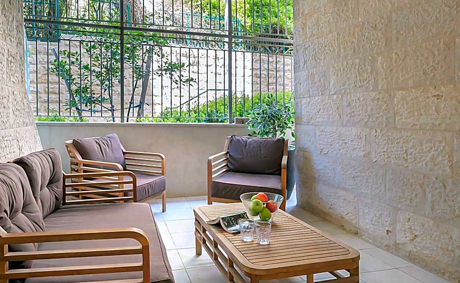 Stay Kook Suites – Jerusalem, IL