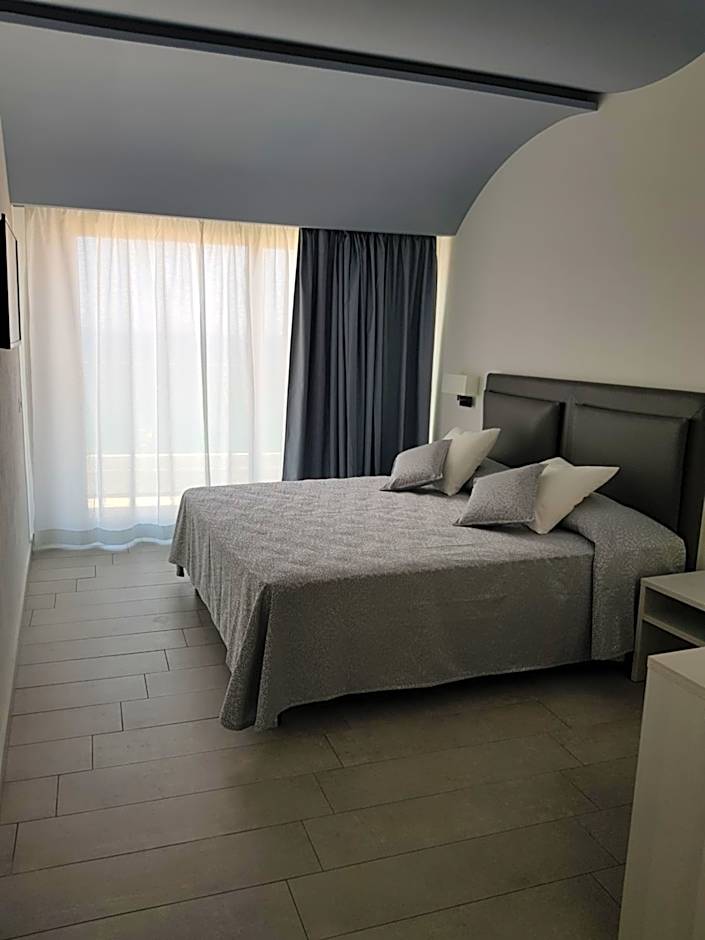 Ossuna Bay Hotel Boutique