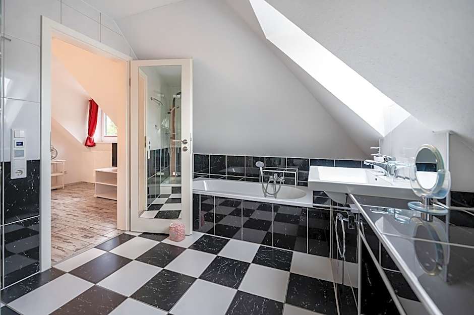 Oma's Küche & Quartier