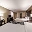 La Quinta Inn & Suites by Wyndham Collinsville - St Louis