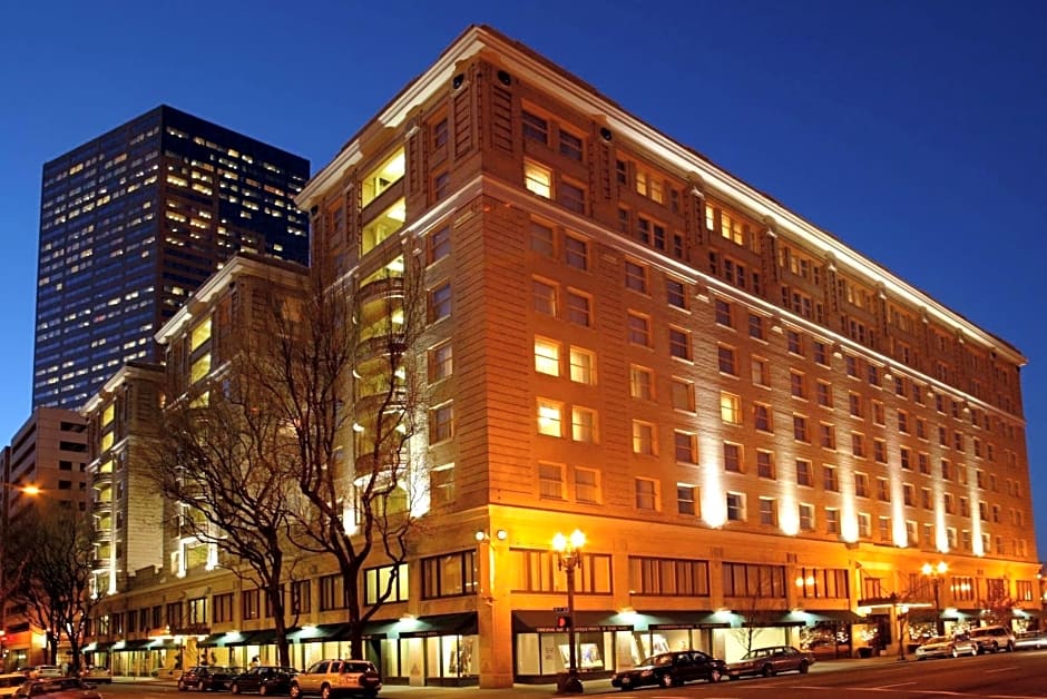 Embassy Suites by Hilton Portland-Downtown
