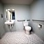 Express Inn & Suites