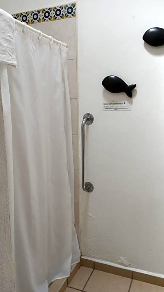 Las Mariposas Hotel & Studios