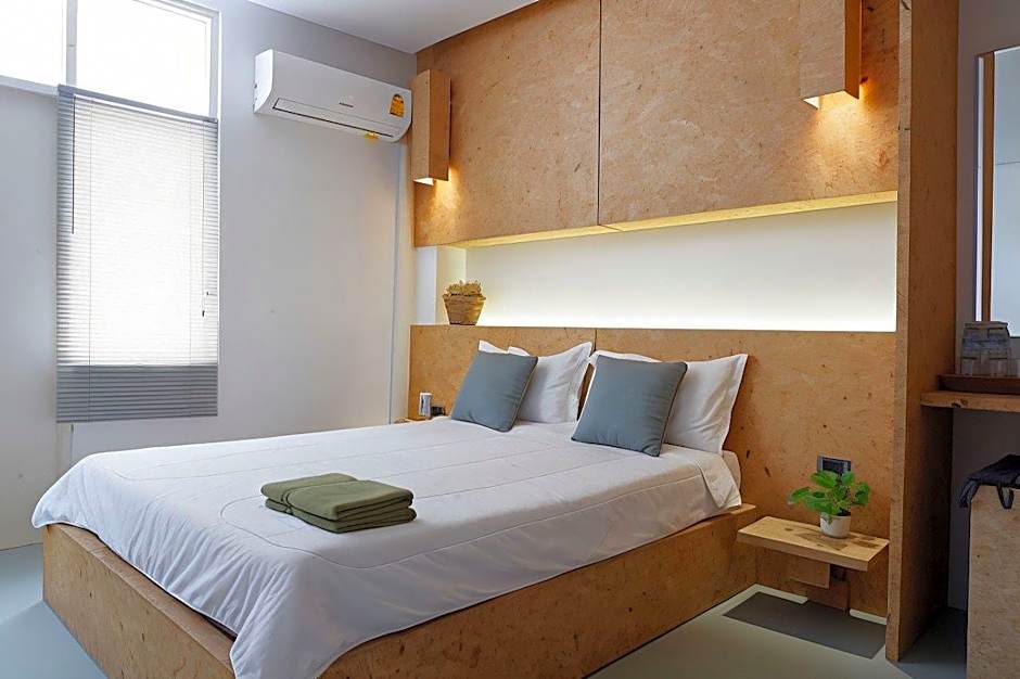 Hugger Guest House