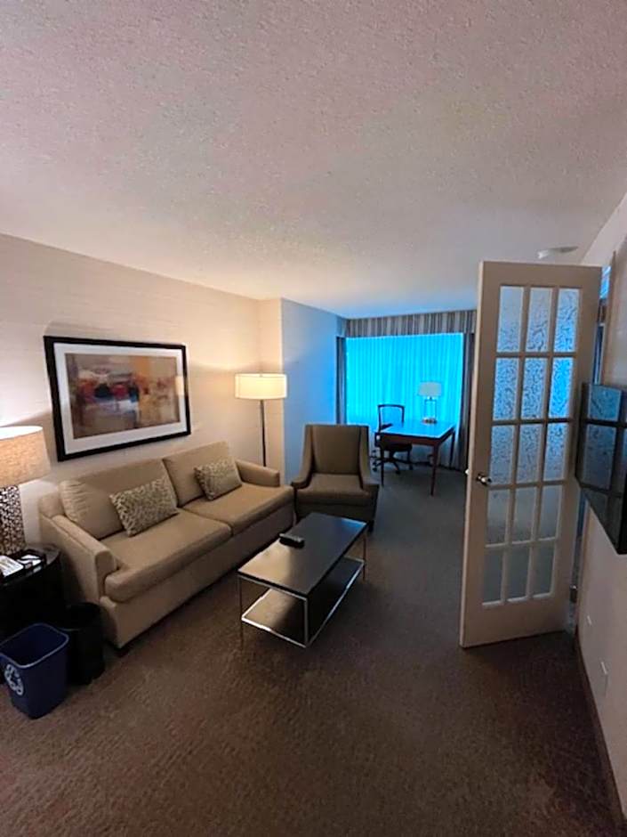 Cambridge Suites Toronto