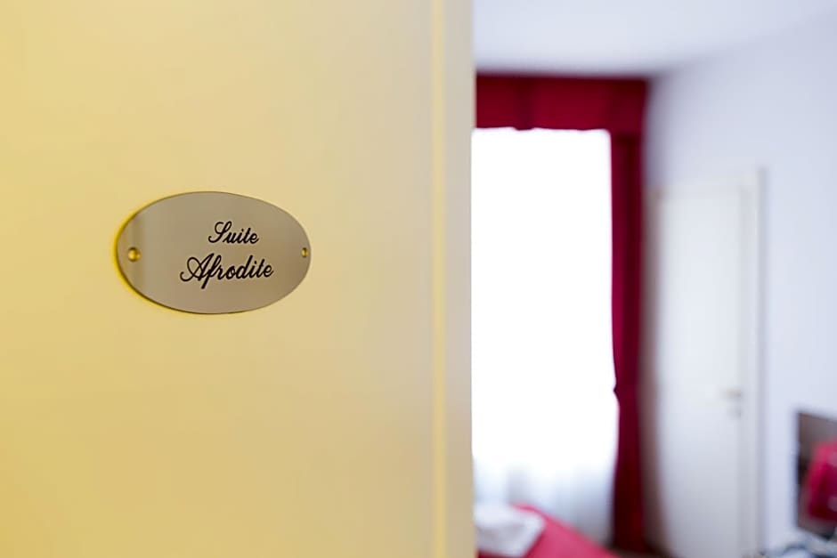 Best Suites Pantheon