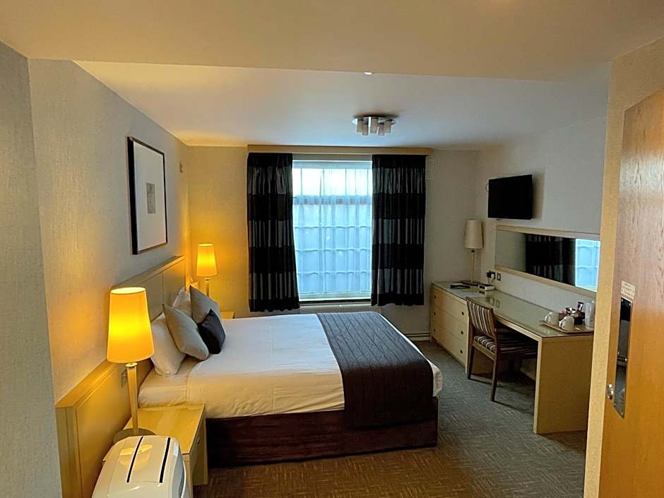 Best Western Homestead Court Hotel