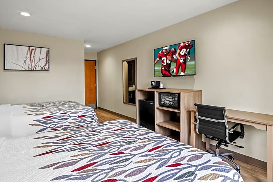 Red Roof Inn & Suites Euless - DFW Airport Southwest