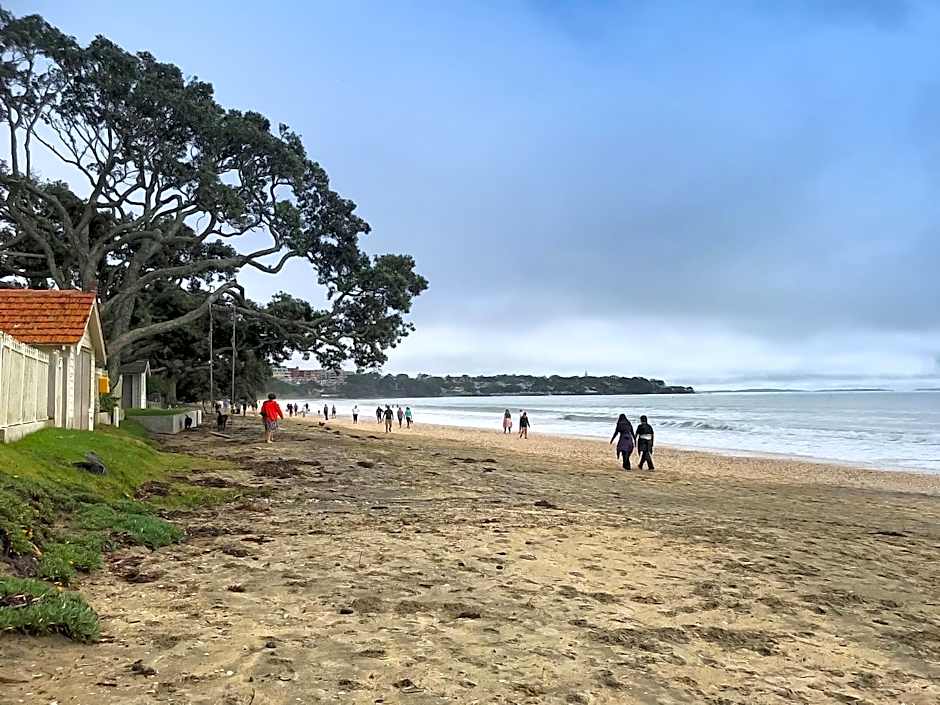 Carnmore Hotel Takapuna