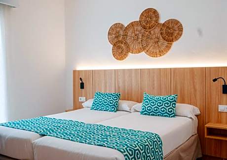 One Bedroom Apartment with Garden