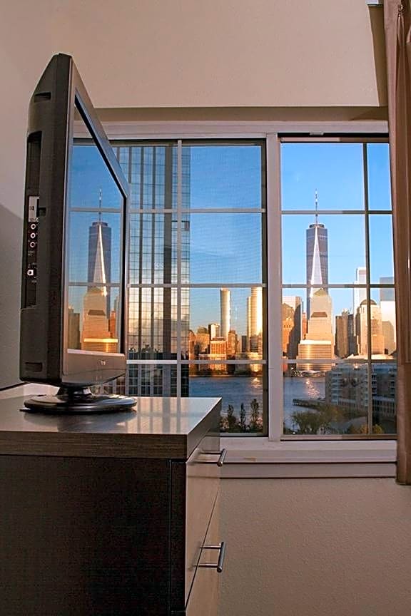 Sonesta Simply Suites Jersey City