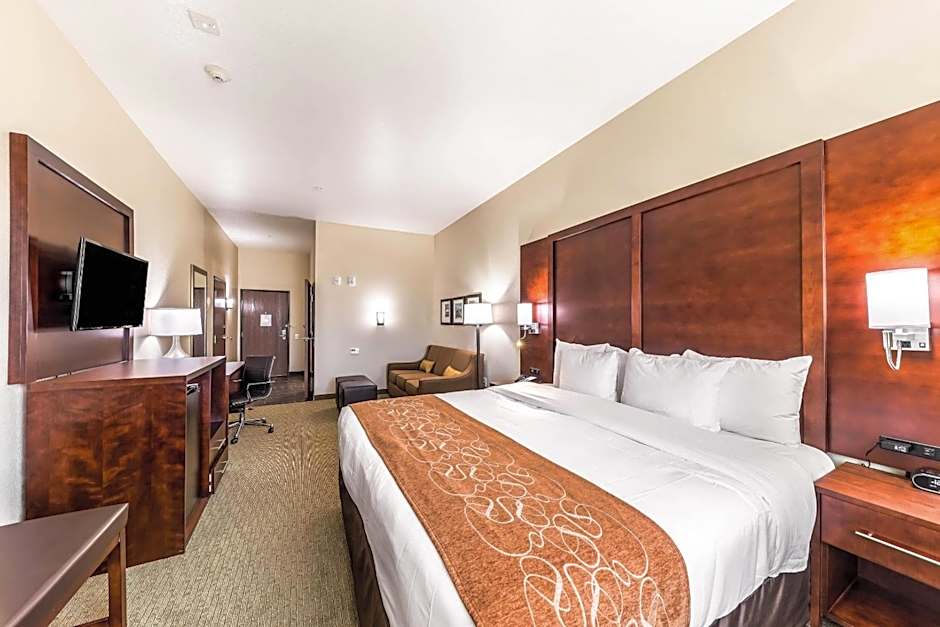 Comfort Suites Grand Prairie - Arlington North