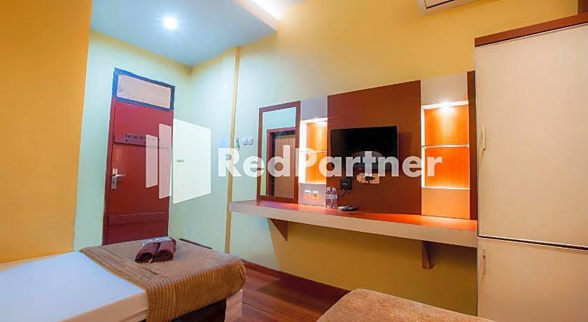 Hatta Guest House Syariah near Hayam Wuruk Jelutung Mitra RedDoorz