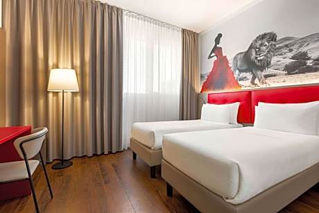 Comfort Twin Room