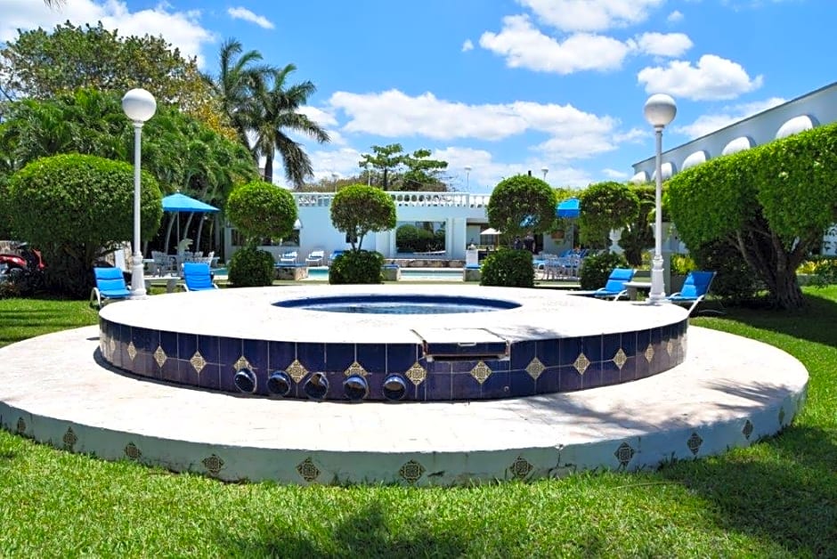 Villablanca Garden Beach Hotel