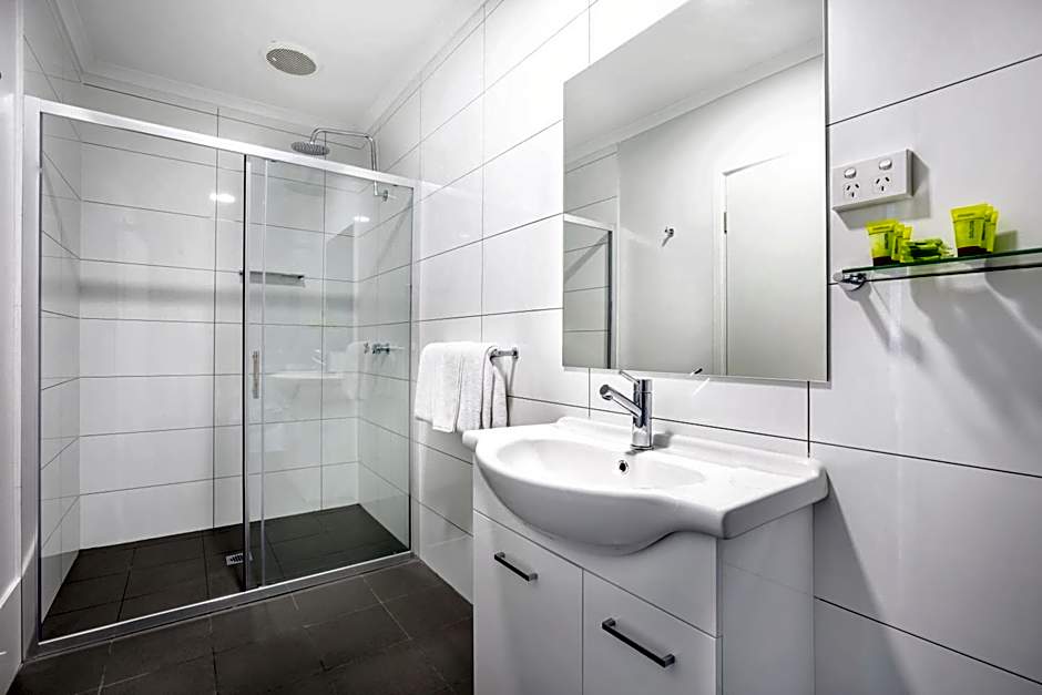 Nightcap at Hume Hotel