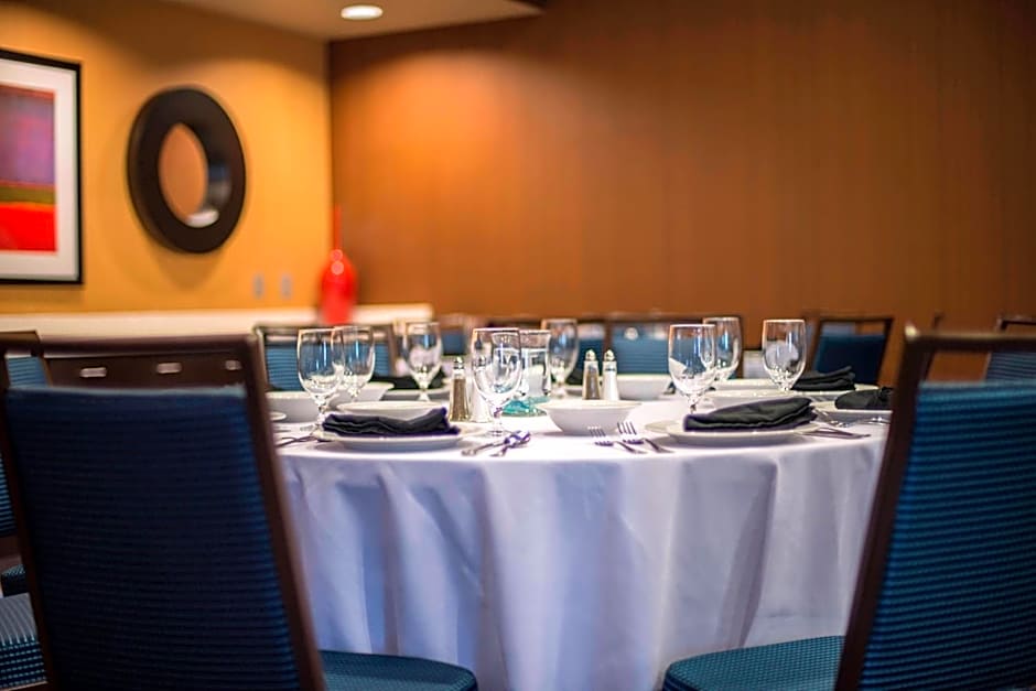 Courtyard by Marriott Columbus