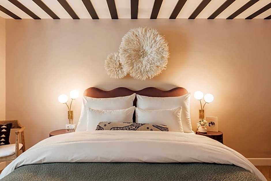 Clemonte Hotel - Your Reception-less Boutique Hideaway