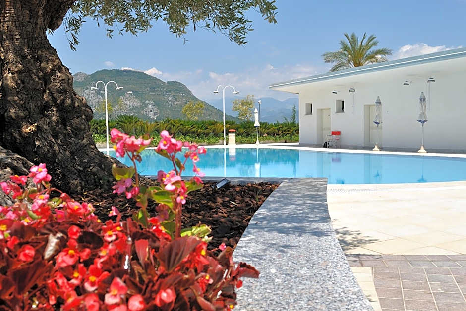 Edra Palace Hotel & Ristorante