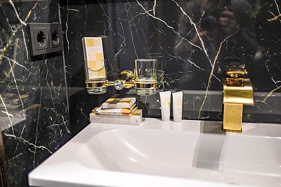 Diamond svečių namai