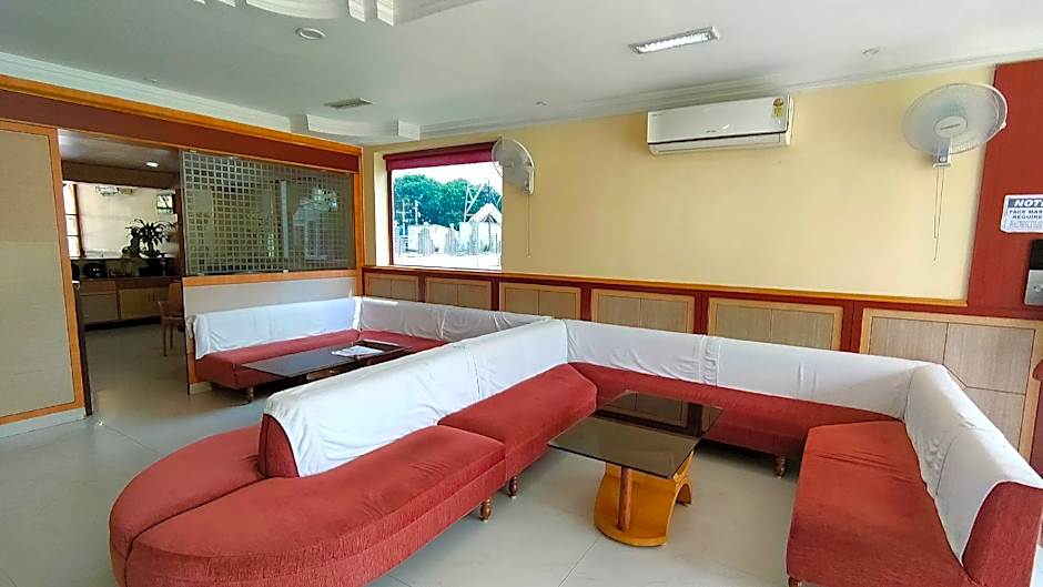 Hotel Delta International