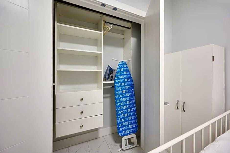 Basement Suite In Vancouver
