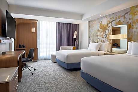 Standard Guest room with 2 Queen, Non Smoking, City view