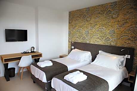 Triple Room with Garden View