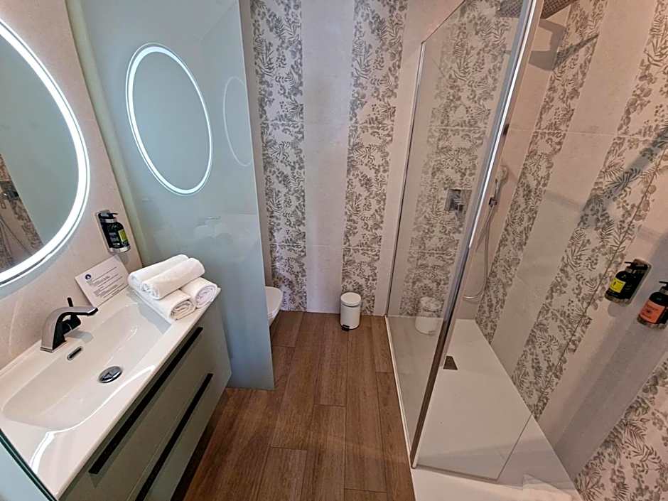 Condesa del Mar adults only