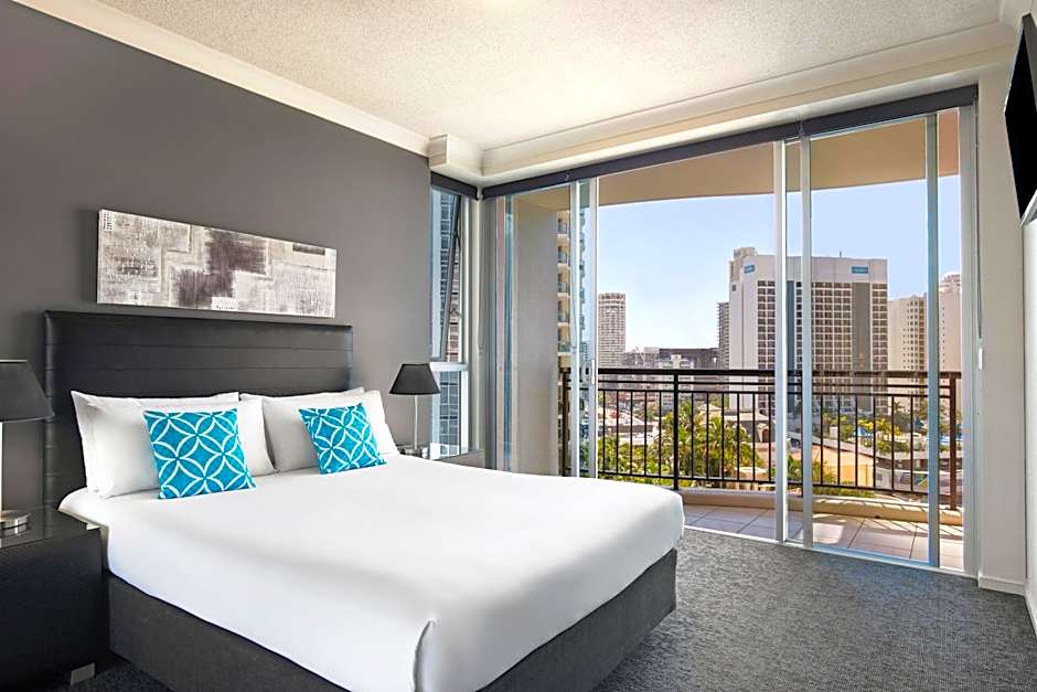 Mantra Towers of Chevron Surfers Paradise