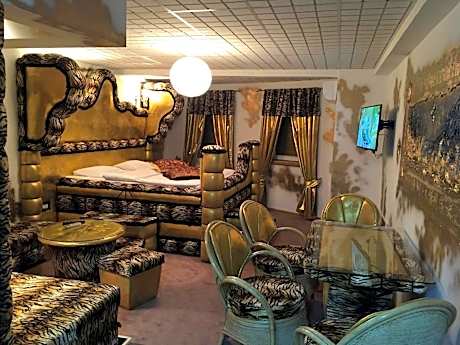 Premium Quadruple Room