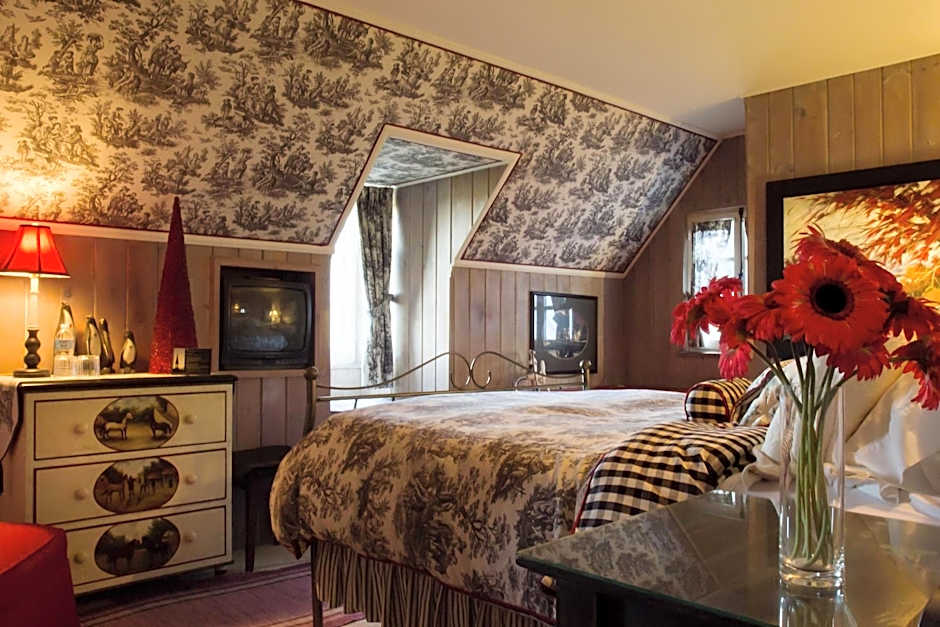 Le Petit Clocher Gite Touristique B & B