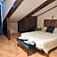HOTEL LOS CAÑAS