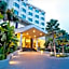 Grand Riverside Hotel