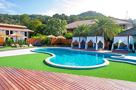 Phi Phi Andaman Beach Resort