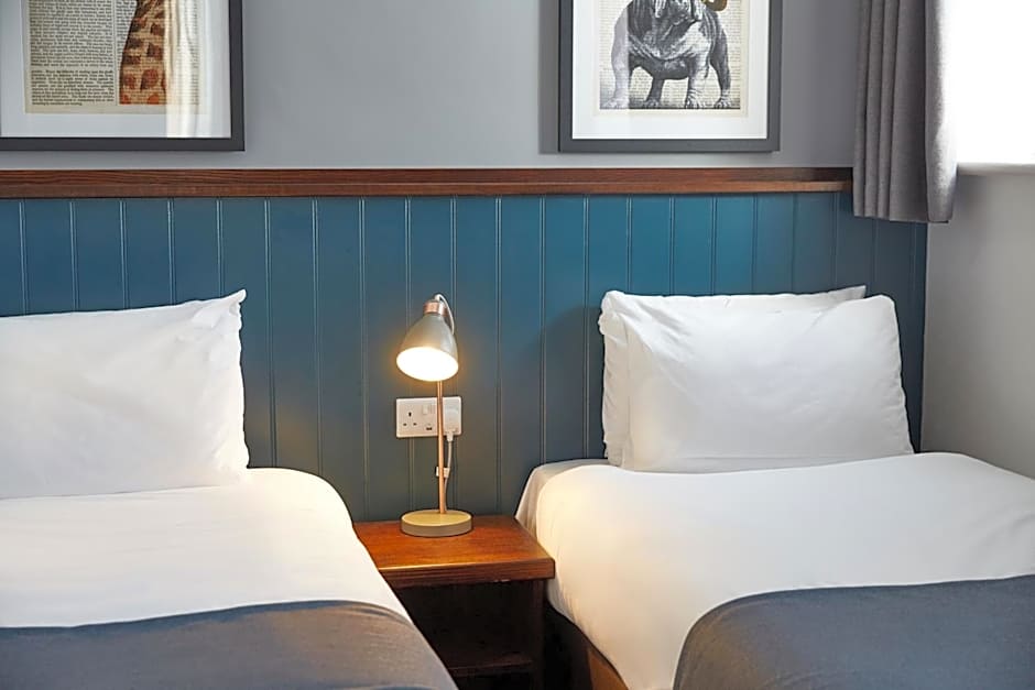 The Spyglass & Kettle by Greene King Inns