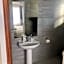 8 on Acacia Guesthouse