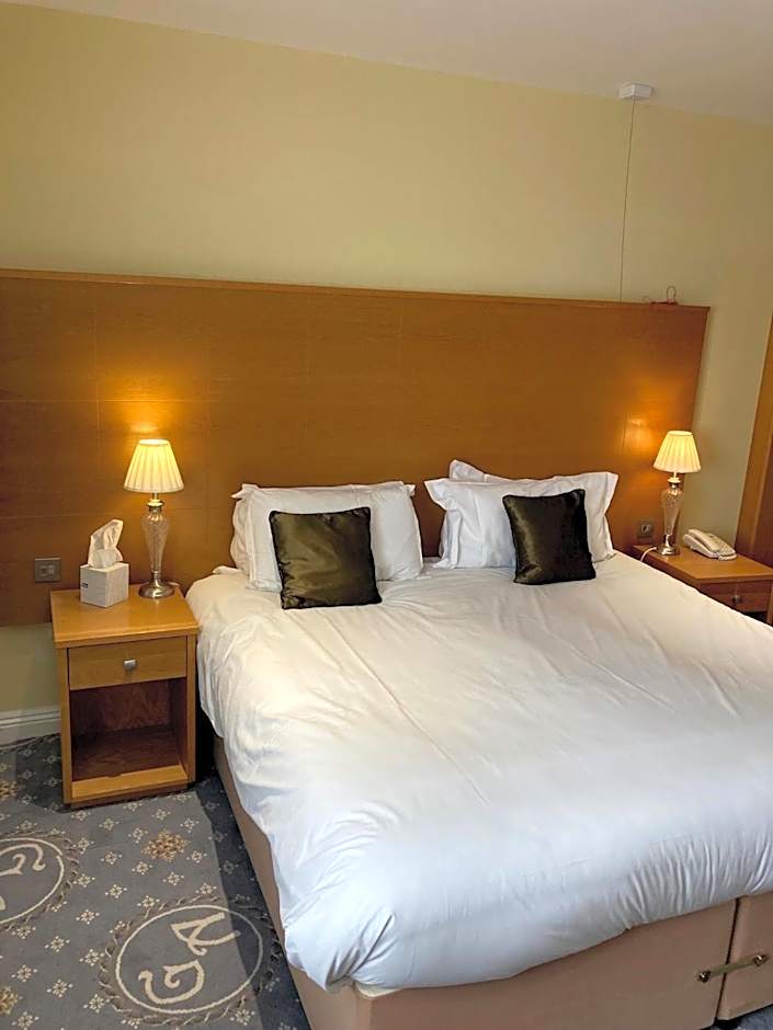 George Albert Hotel