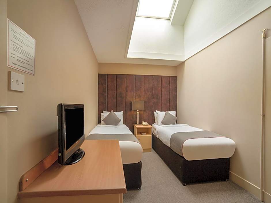 Brentwood Aberdeen City Centre near Union Street