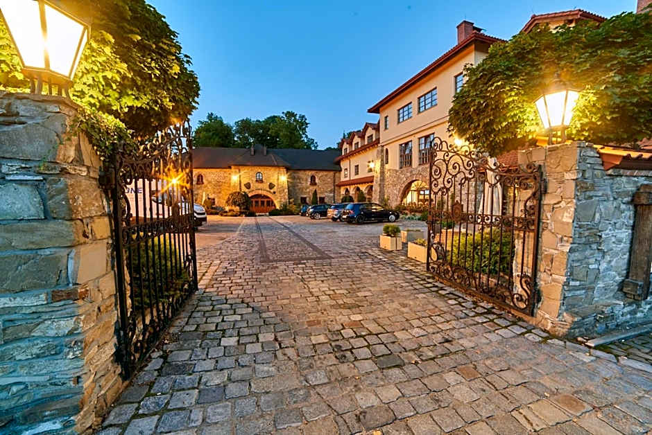 Folwark Stara Winiarnia