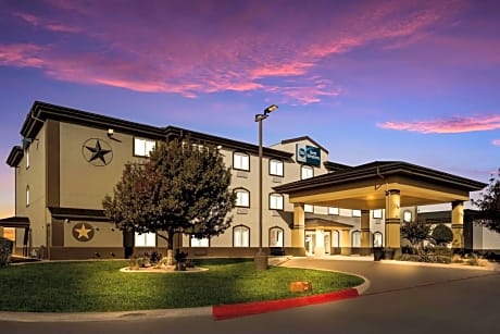 Best Western South Plains Inn & Suites