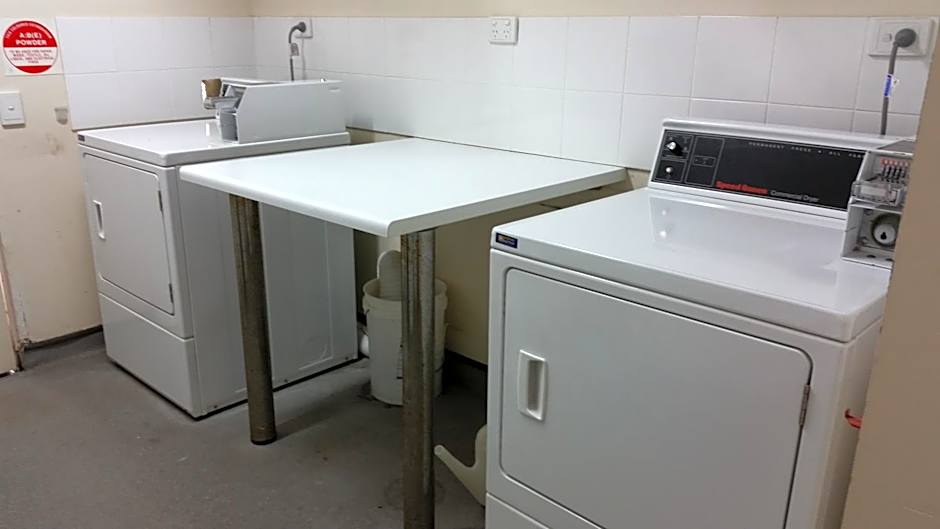 Port Denison Motor Inn