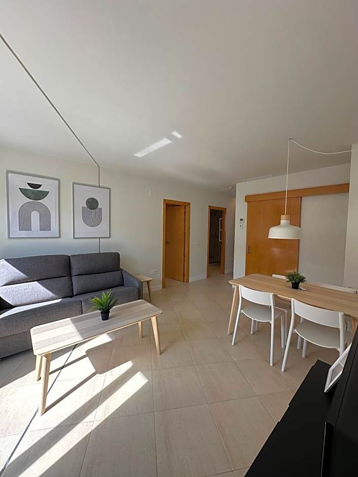 AT home Avenida del Ejercito