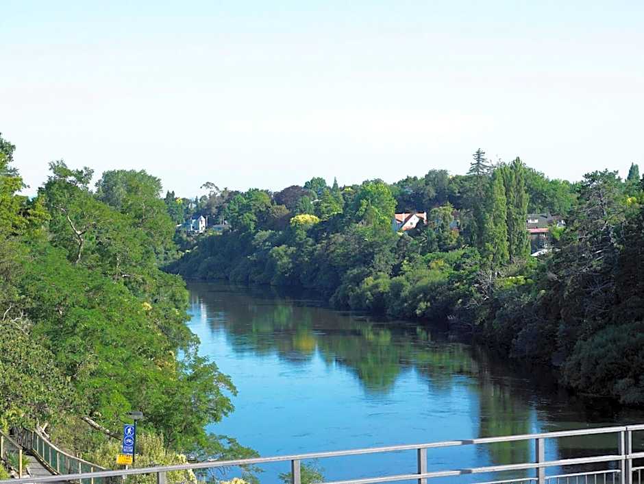 Ibis Hamilton Tainui