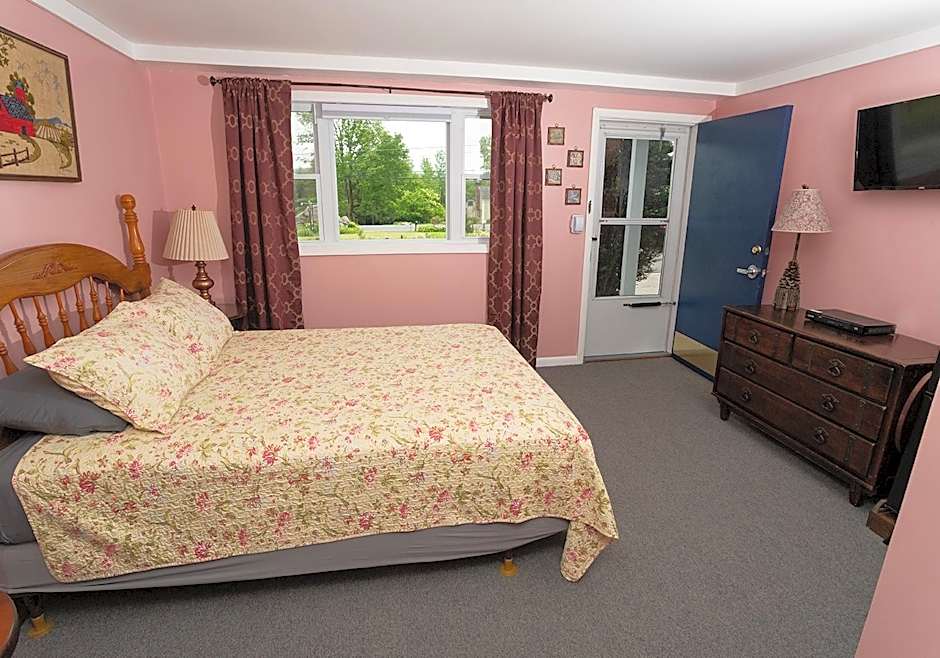 Governor's Rock Motel