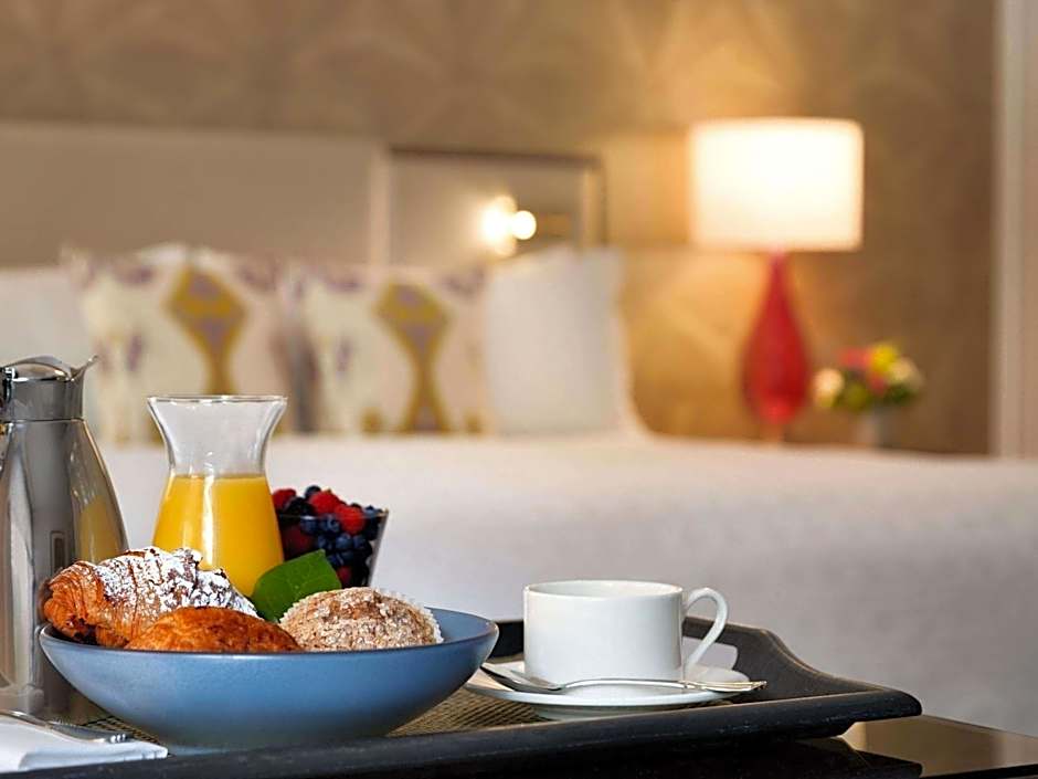 Claremont Resort & Club