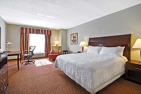 1 KING MOBILITY ACCESSIBLE W/ ROLL IN SHOWER