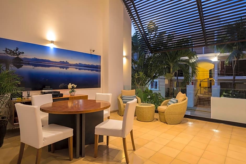 Anah Suites
