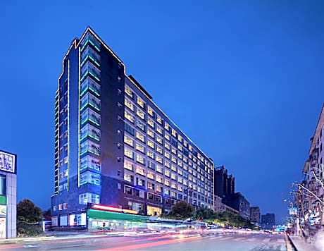 Rezen Hotel Huayuan