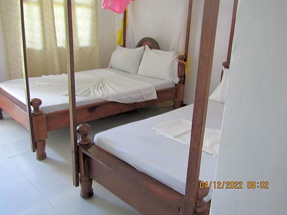 Kivulini Lodge and Restaurant